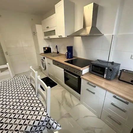 Kuerzlich Renovierte Ντούισμπουργκ